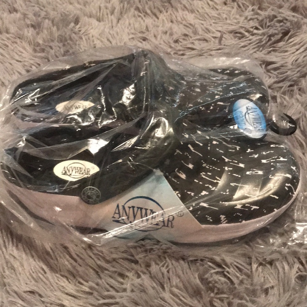Nursing clogs